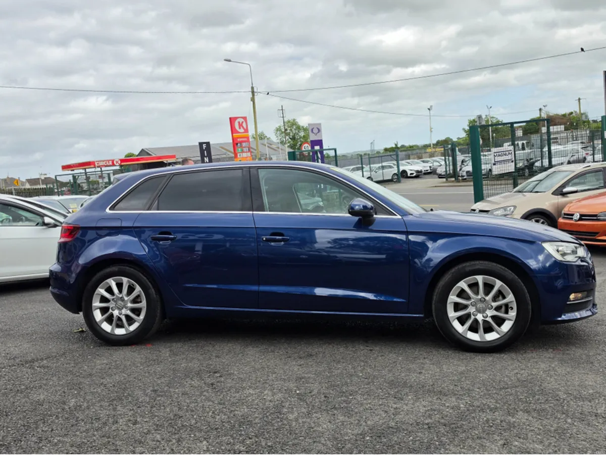 Audi A3 1.4 TSI AUTOMATIC  - REVERSING CAMERA - - Image 2