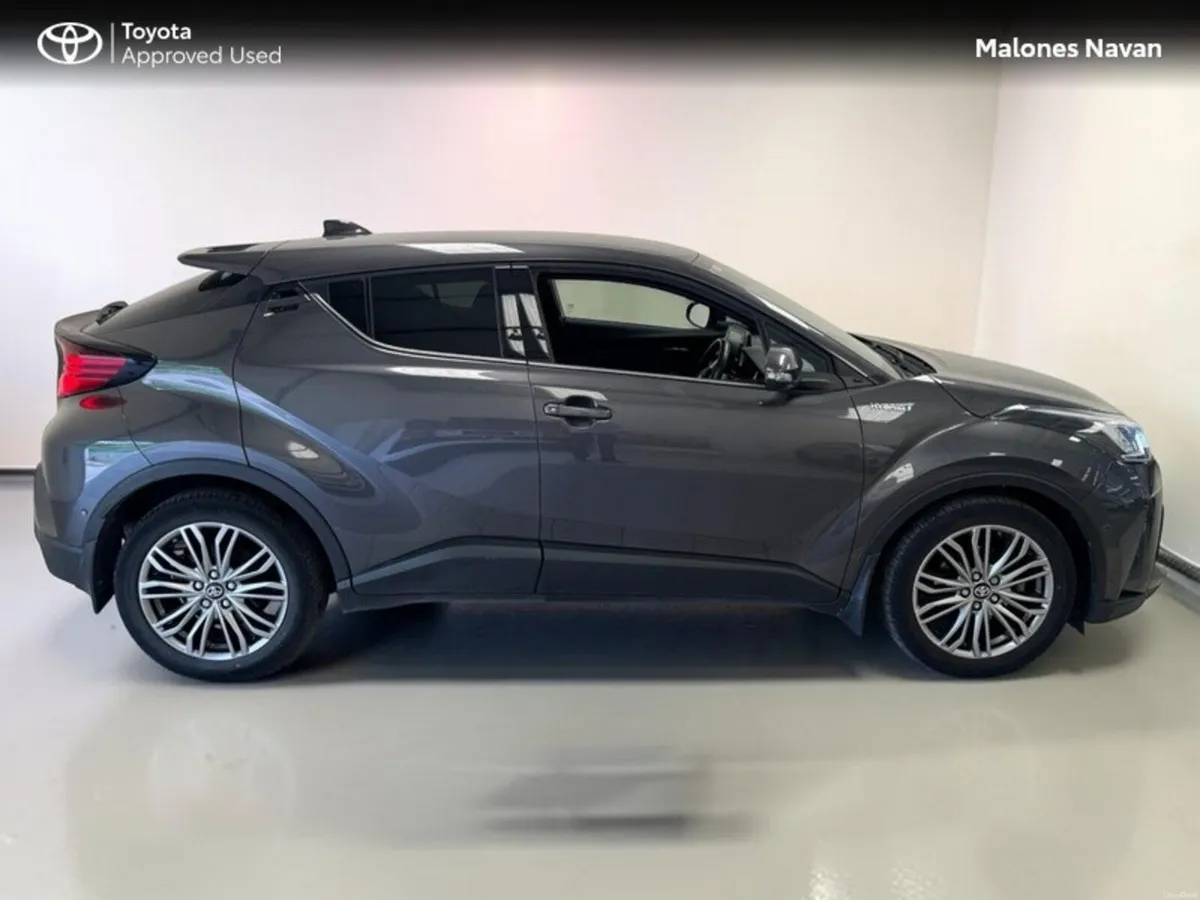 Toyota C-HR 1.8 HYBRID SOL 4DR AUTO - Image 3