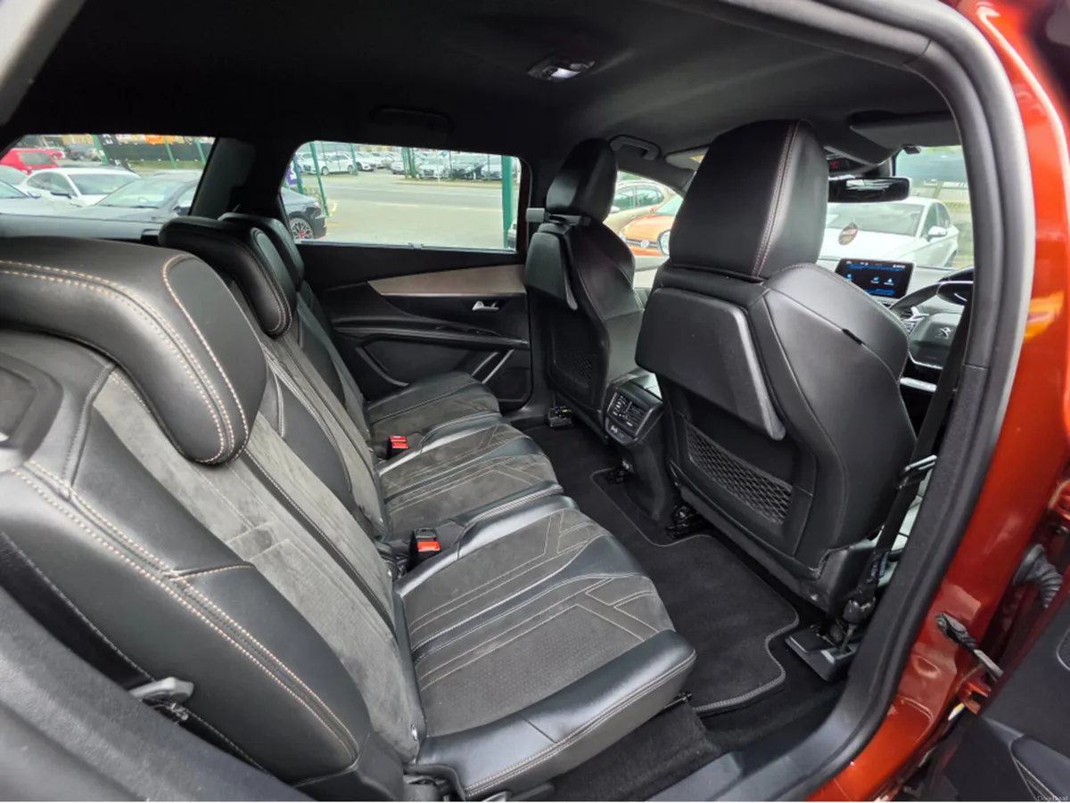 Peugeot 5008 ( 212 REG ) 2.0  GT LINE 7 SEATER - Q - Image 5