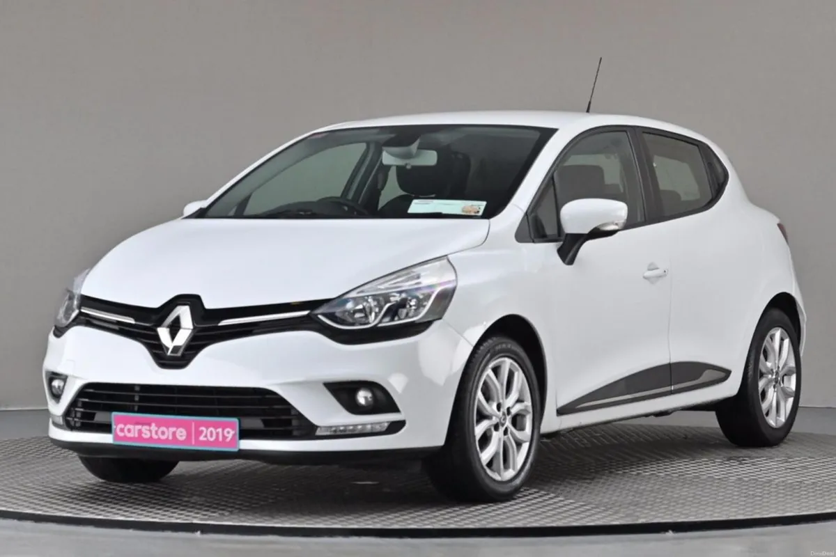Renault Clio 0.9 TCE 5SPD DYNAMIQUE SAT NAV - Image 3