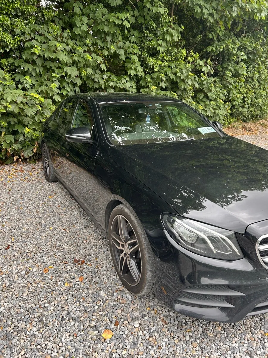 Car - Image 1