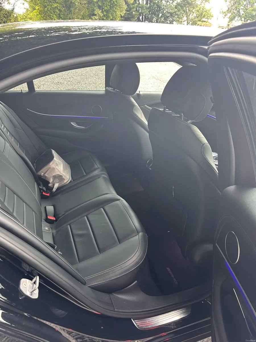 Car - Image 4