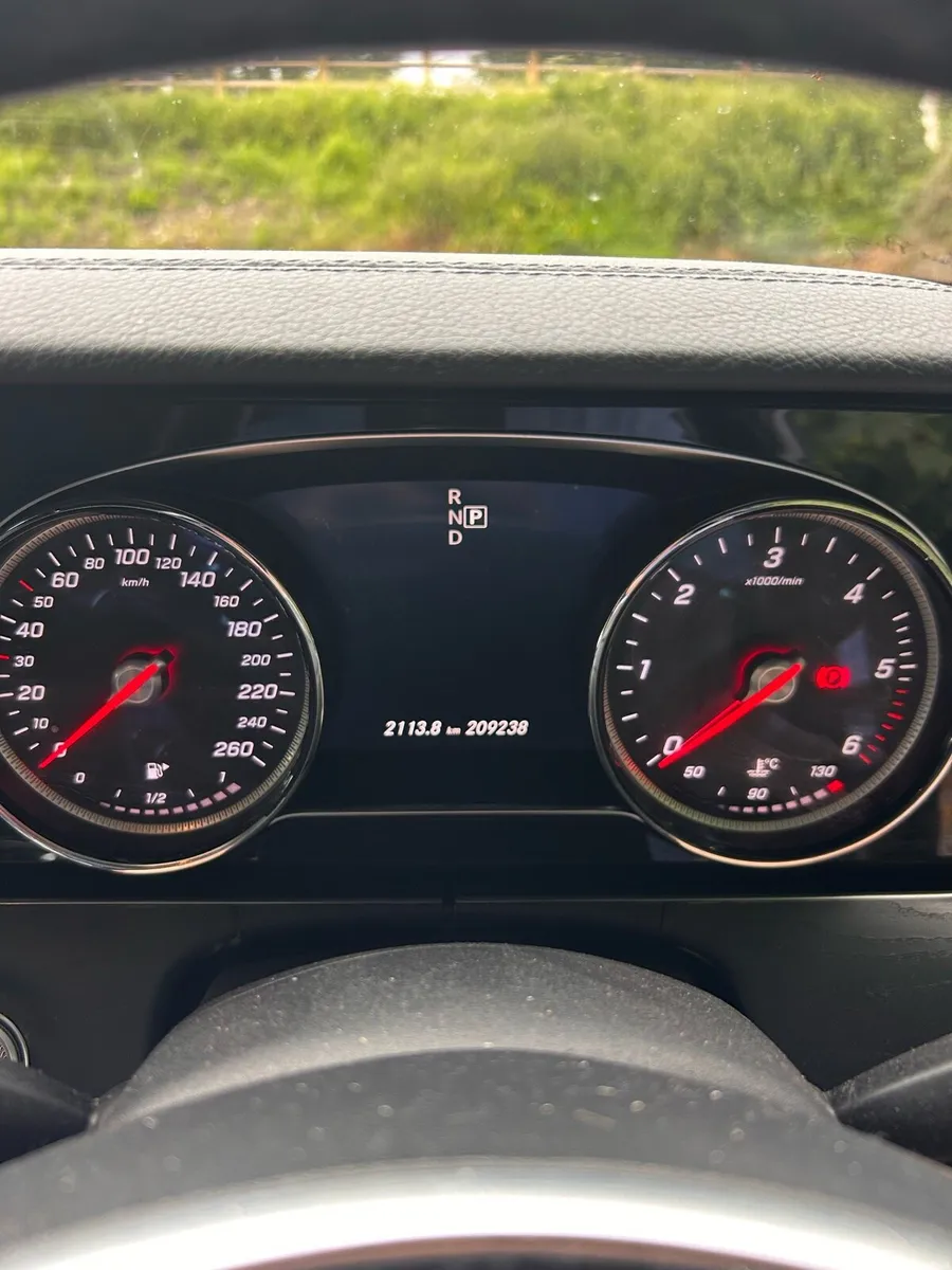 Car - Image 6