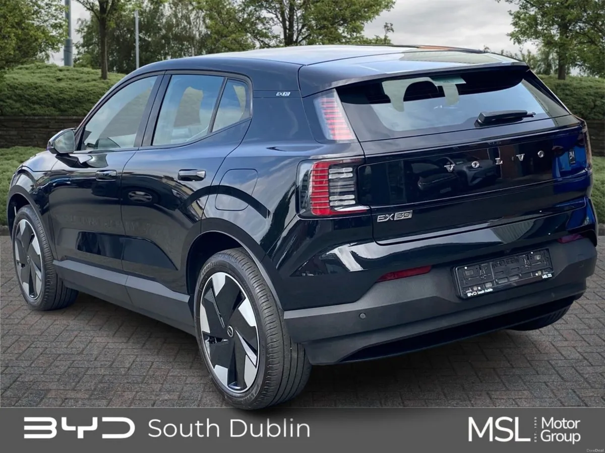 Volvo EX30 Plus Extended Range 69KWH - Image 4