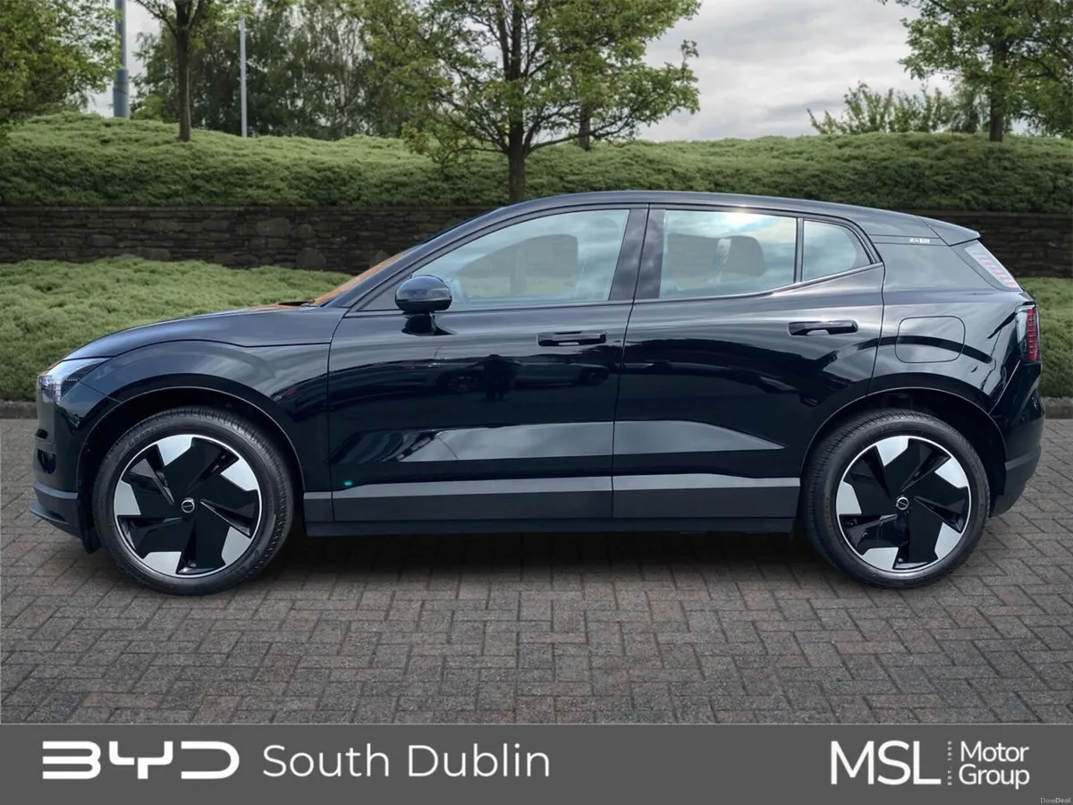 Volvo EX30 Plus Extended Range 69KWH - Image 6
