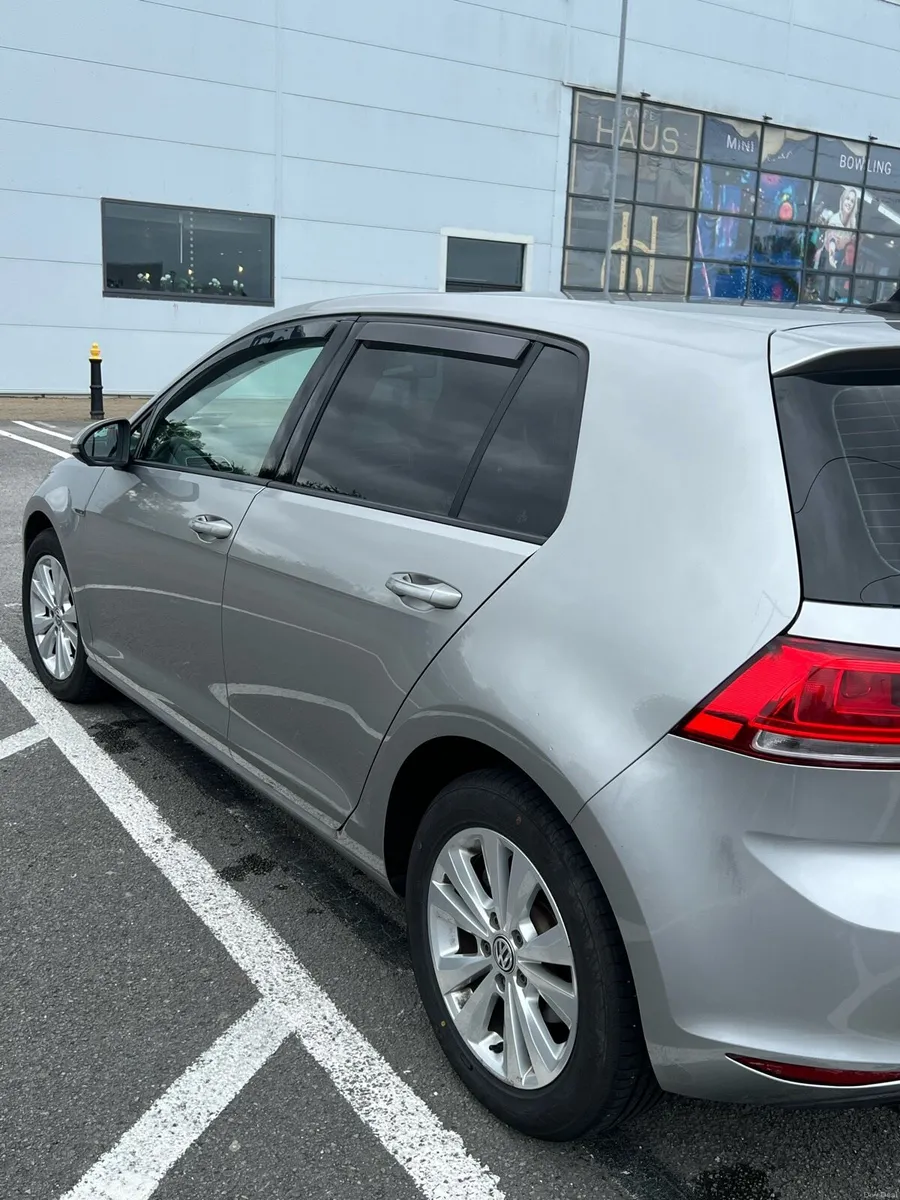 2015 Volkswagen Comfortline Golf - Image 4