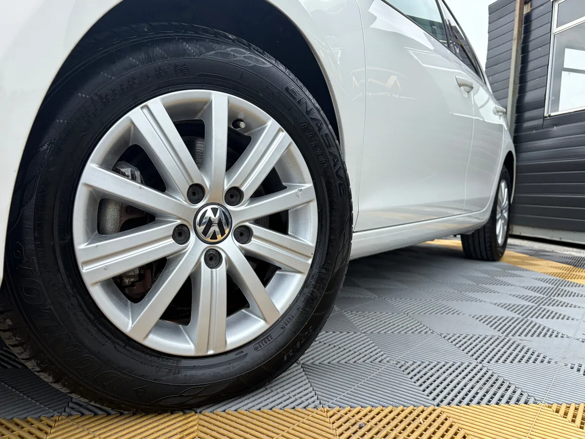 Volkswagen Golf 1.2 TSI Auto - Image 2