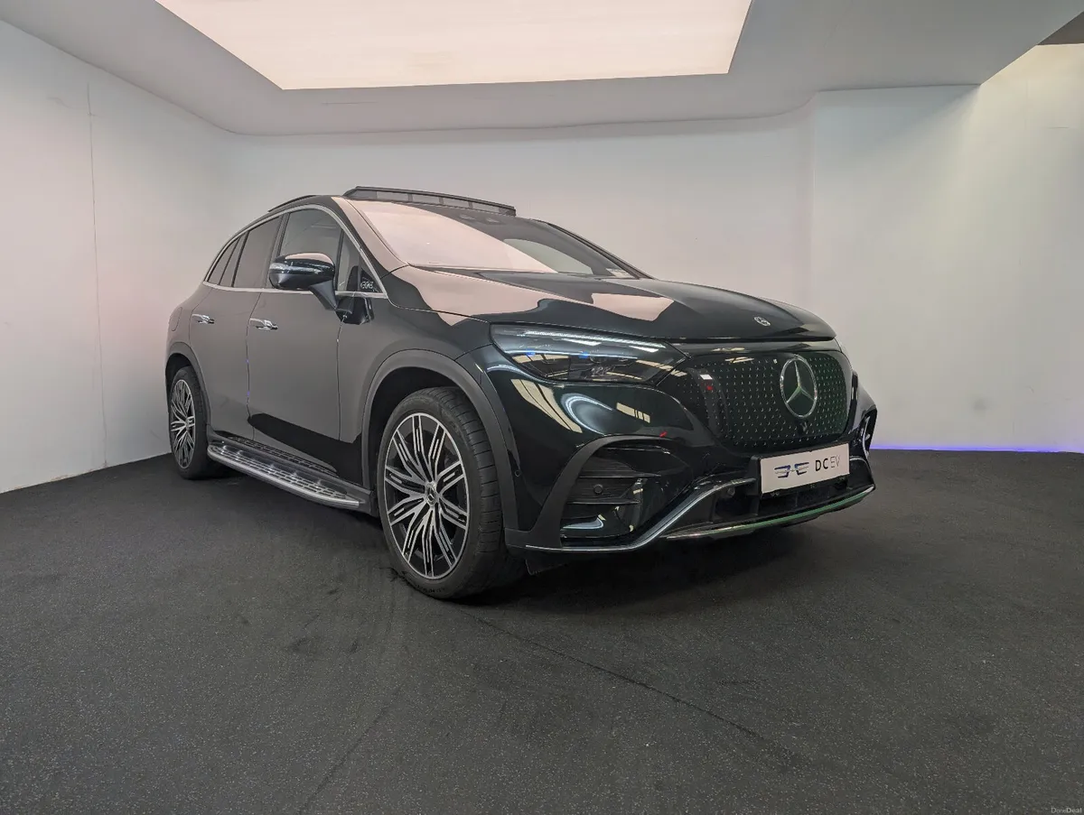 Mercedes EQE 500 SUV AMG Line 4WD – Emerald Green - Image 3