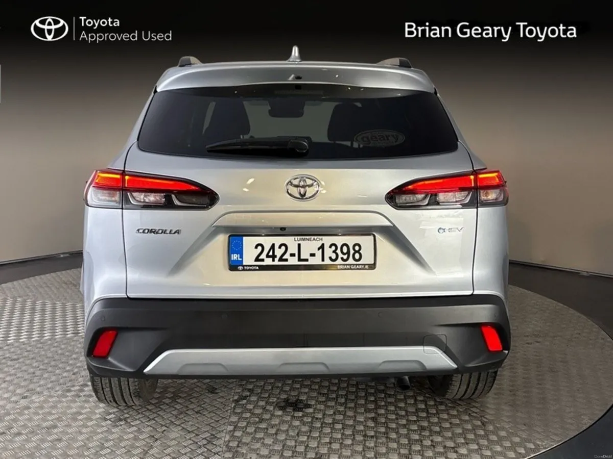 Toyota Corolla Cross HYBRID SPORT - Image 4