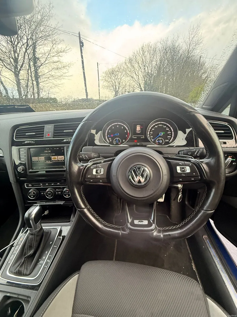 VW GOLF R  300 bhp 2.0 tsi dsg - Image 3