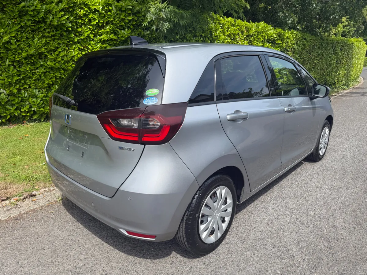 2021 Honda Fit Hybrid – Low Mileage – €11,950 - Image 4