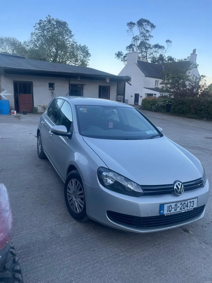 Volkswagen Golf 2010 - Image 1