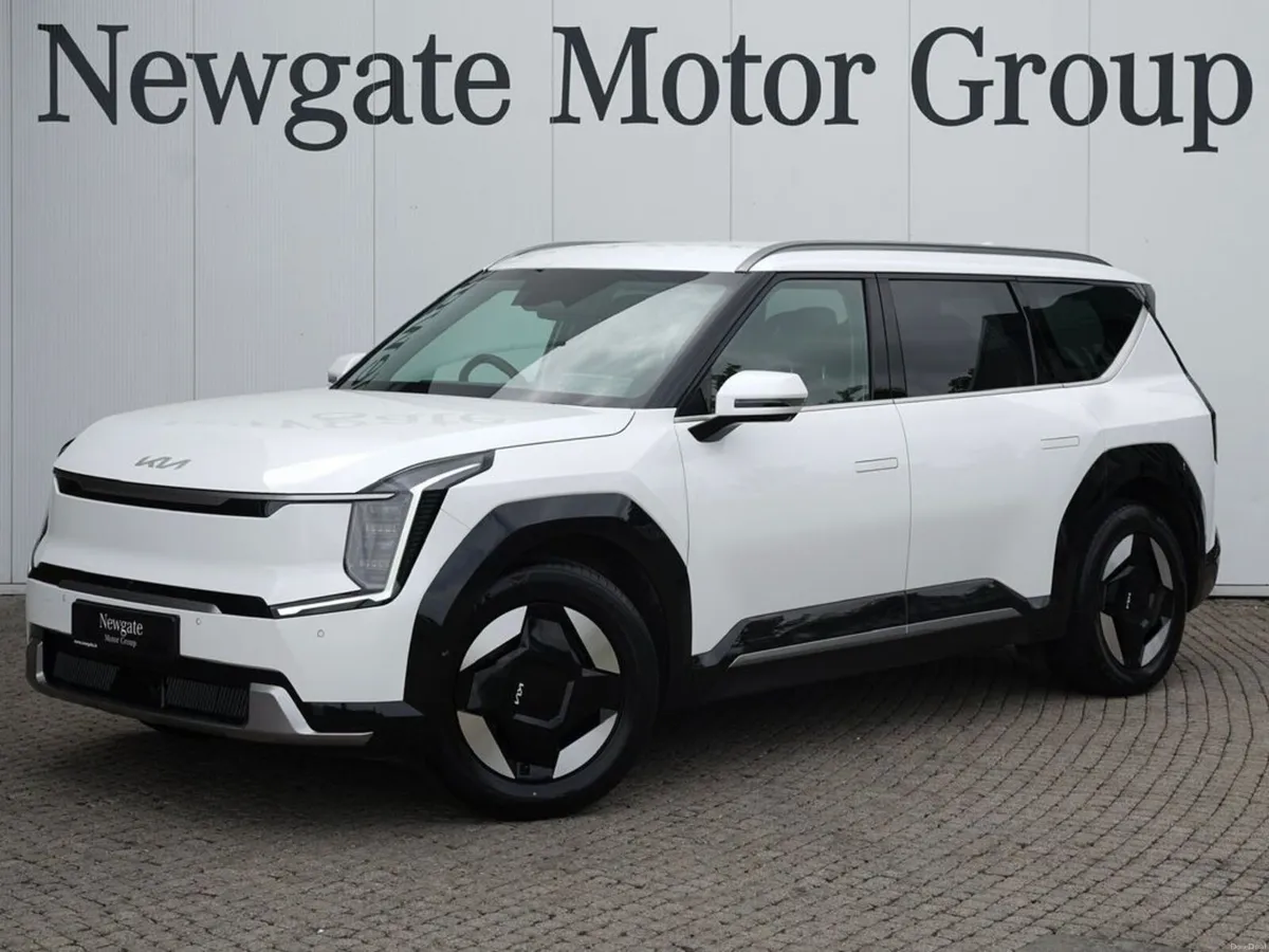 Kia EV9 Earth - Image 1