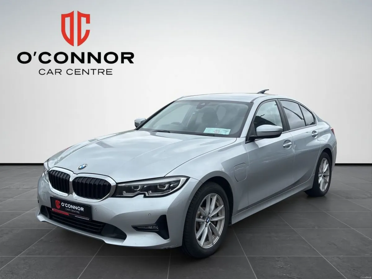 BMW 3-Series 330 G20 E SE PRO 5DR Auto - Image 1
