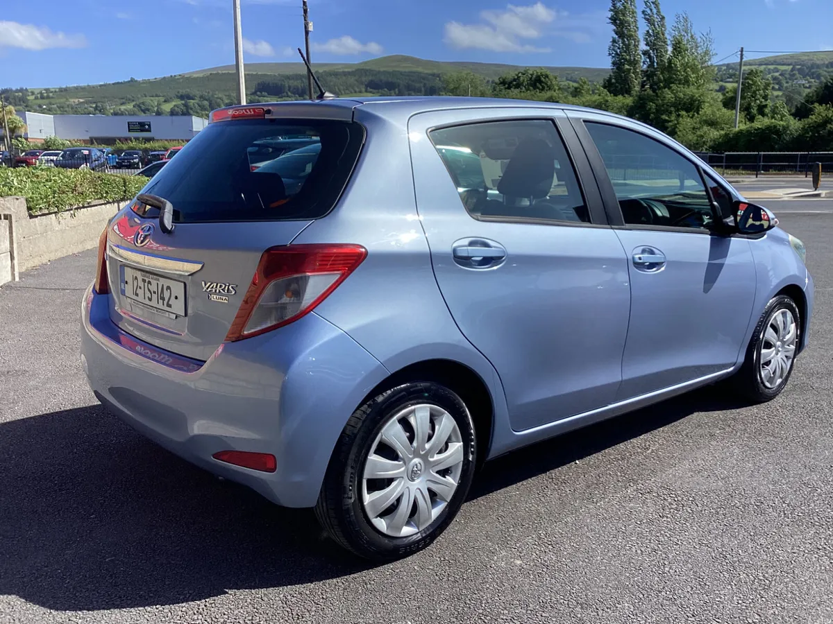 Toyota Yaris ** CAMERA * NCT 05/27 - Image 4