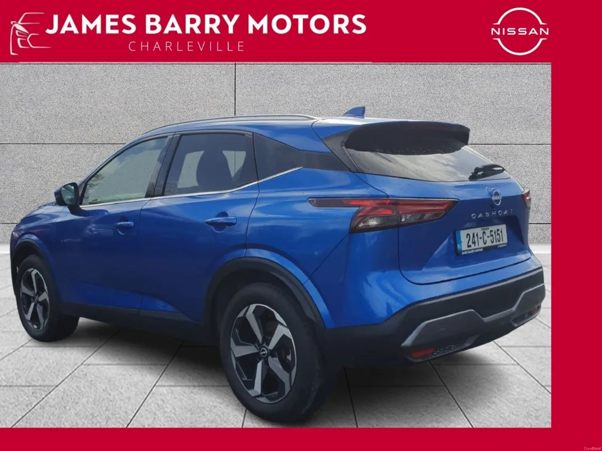 Nissan Qashqai 1.3 PET MILD HYBRID SV PREMIUM - Image 4