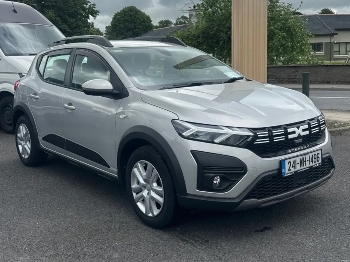 Dacia Sandero Stepway Expression TCe 90 - Image 1