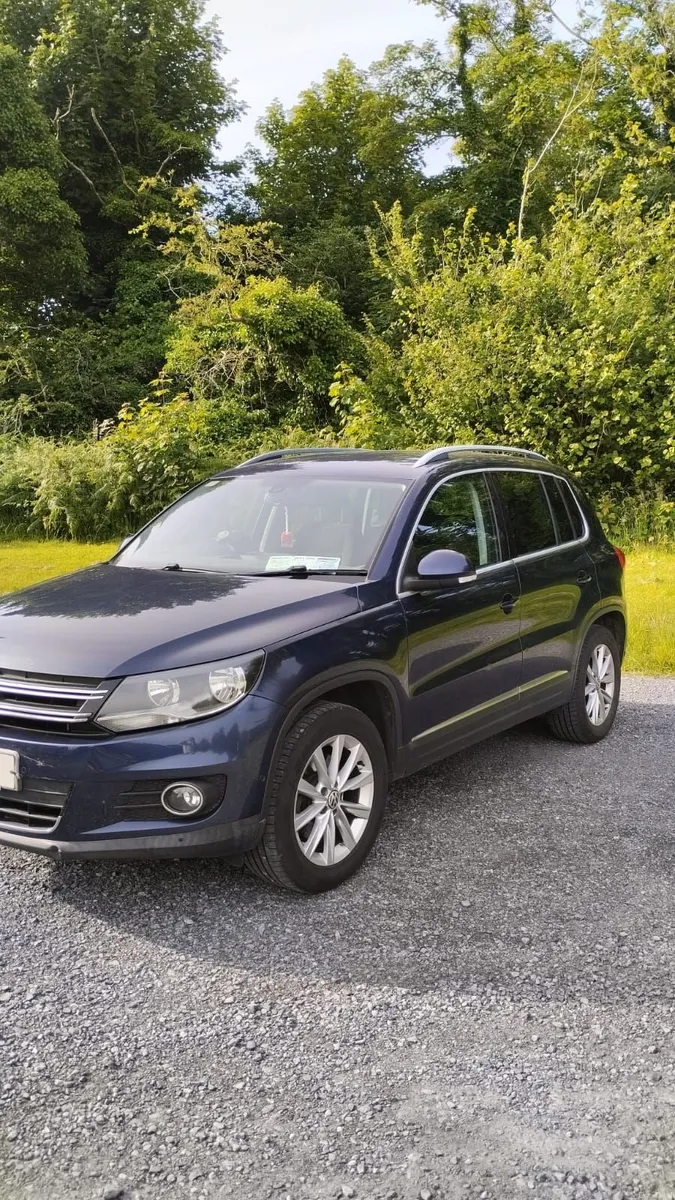 Volkswagen Tiguan 2012 - Image 2