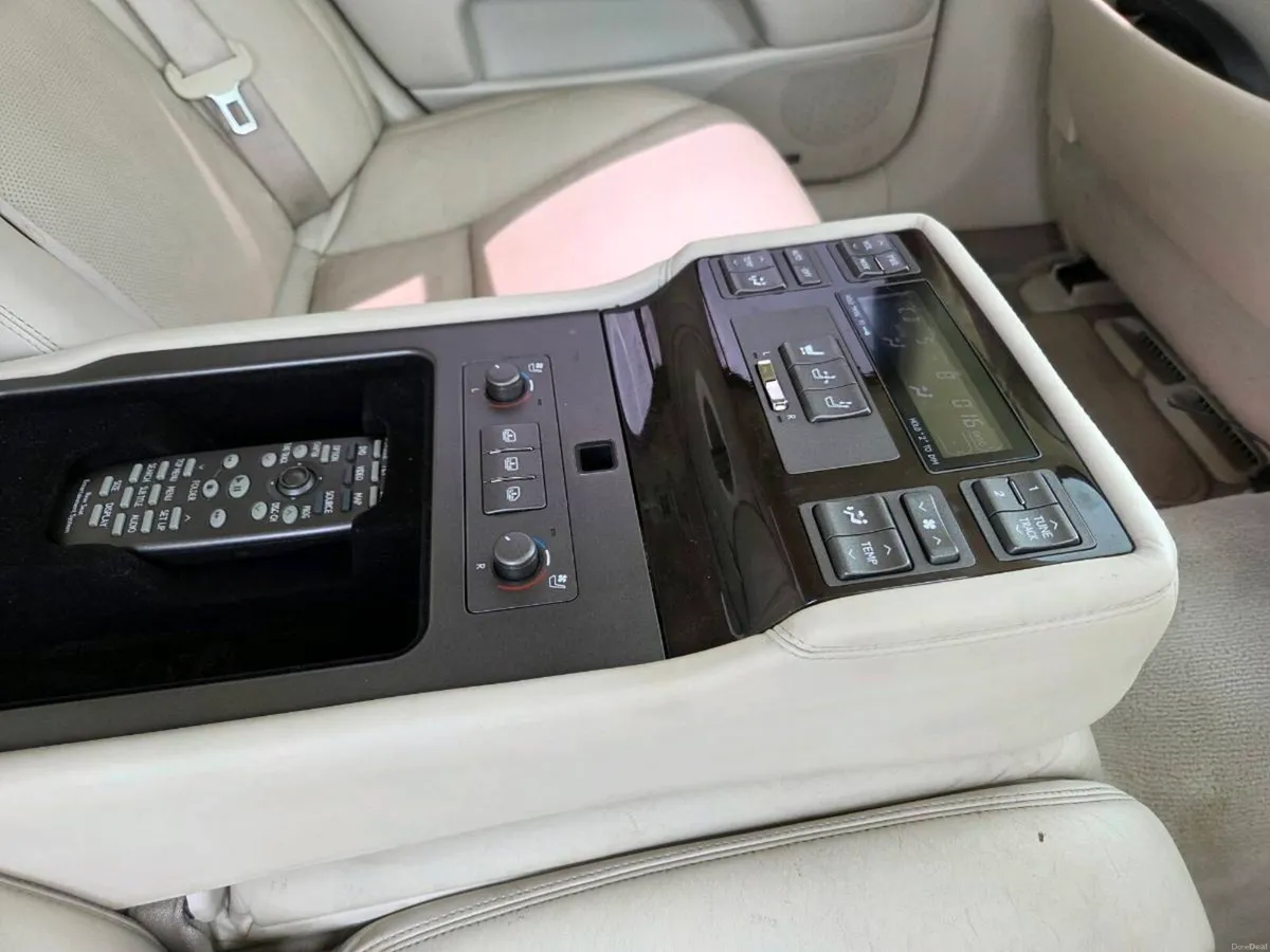 LEXUS LS 460 LIMOUSINE FULLY LOADED JAPANESE IMPOR - Image 6