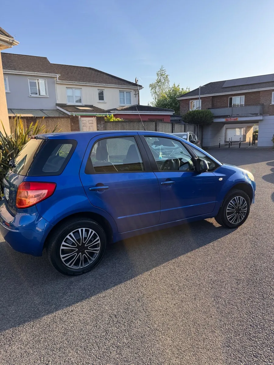 Suzuki SX4 - Image 2