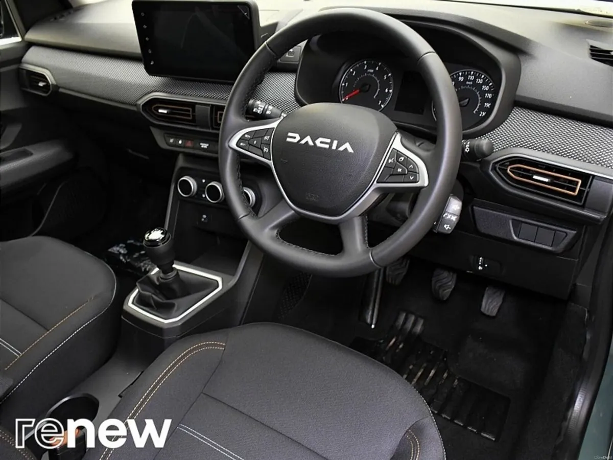 Dacia Sandero Stepway TCe 90 Journey - Image 6