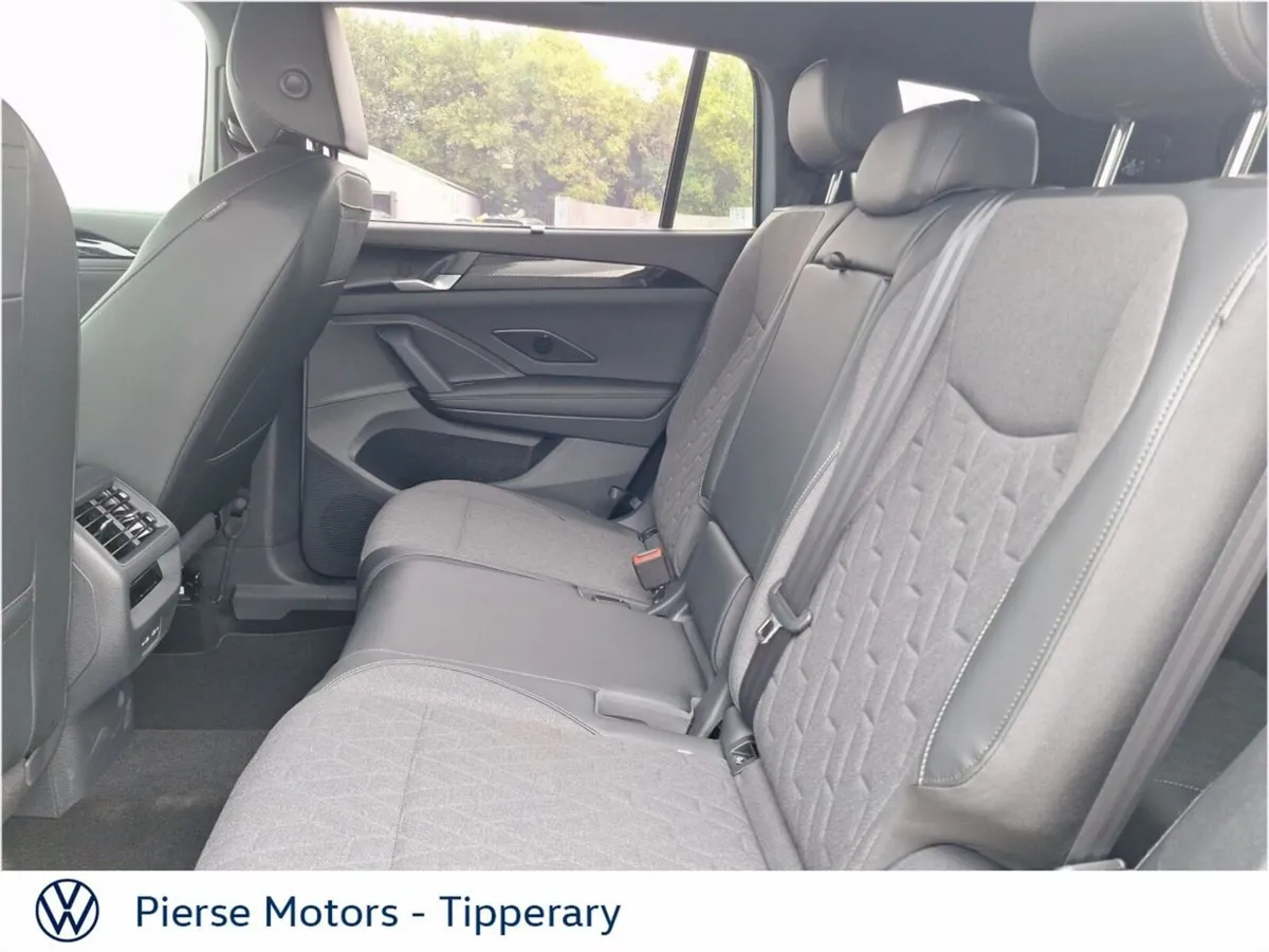 Volkswagen Tayron 2.0 TDI 150HP Edition 75 DSG - Image 6