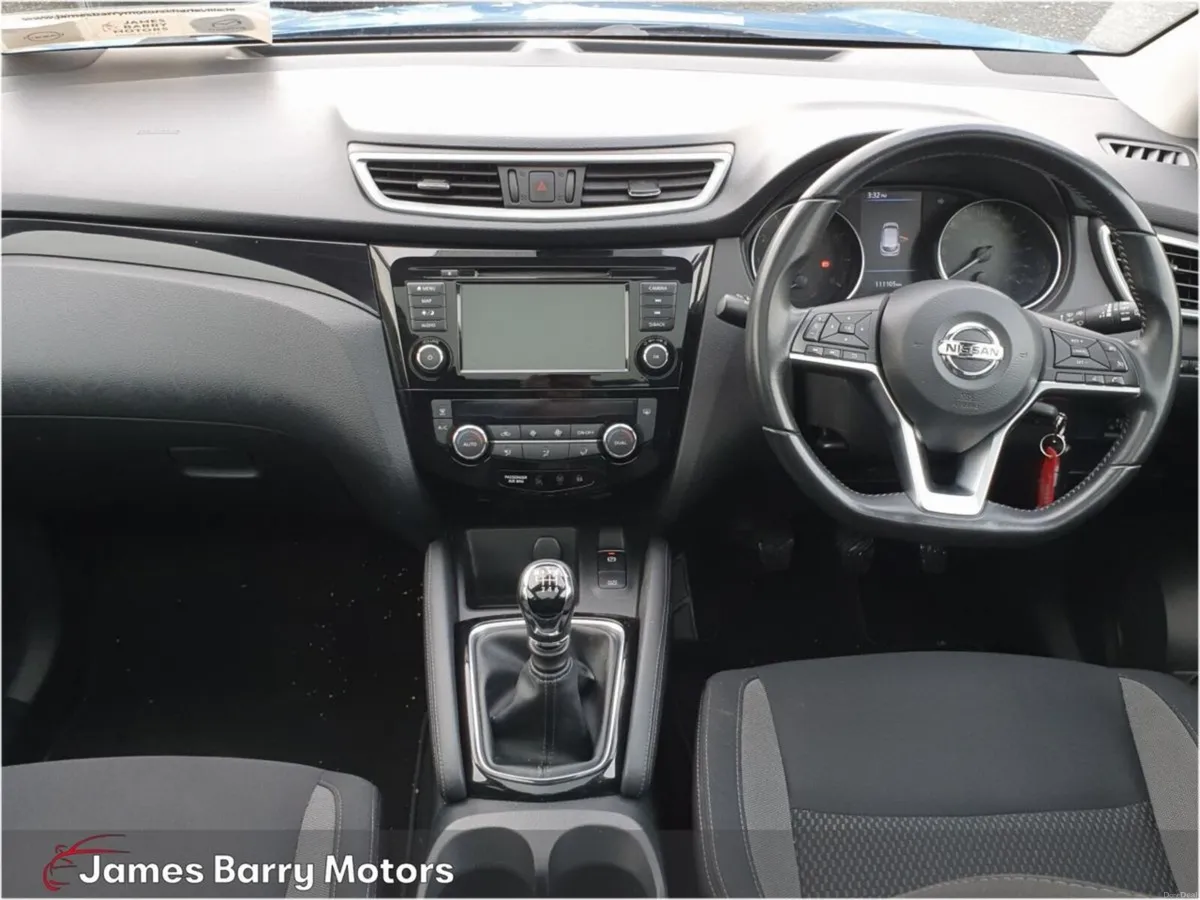 Nissan Qashqai 1.3 PET SV - Image 3