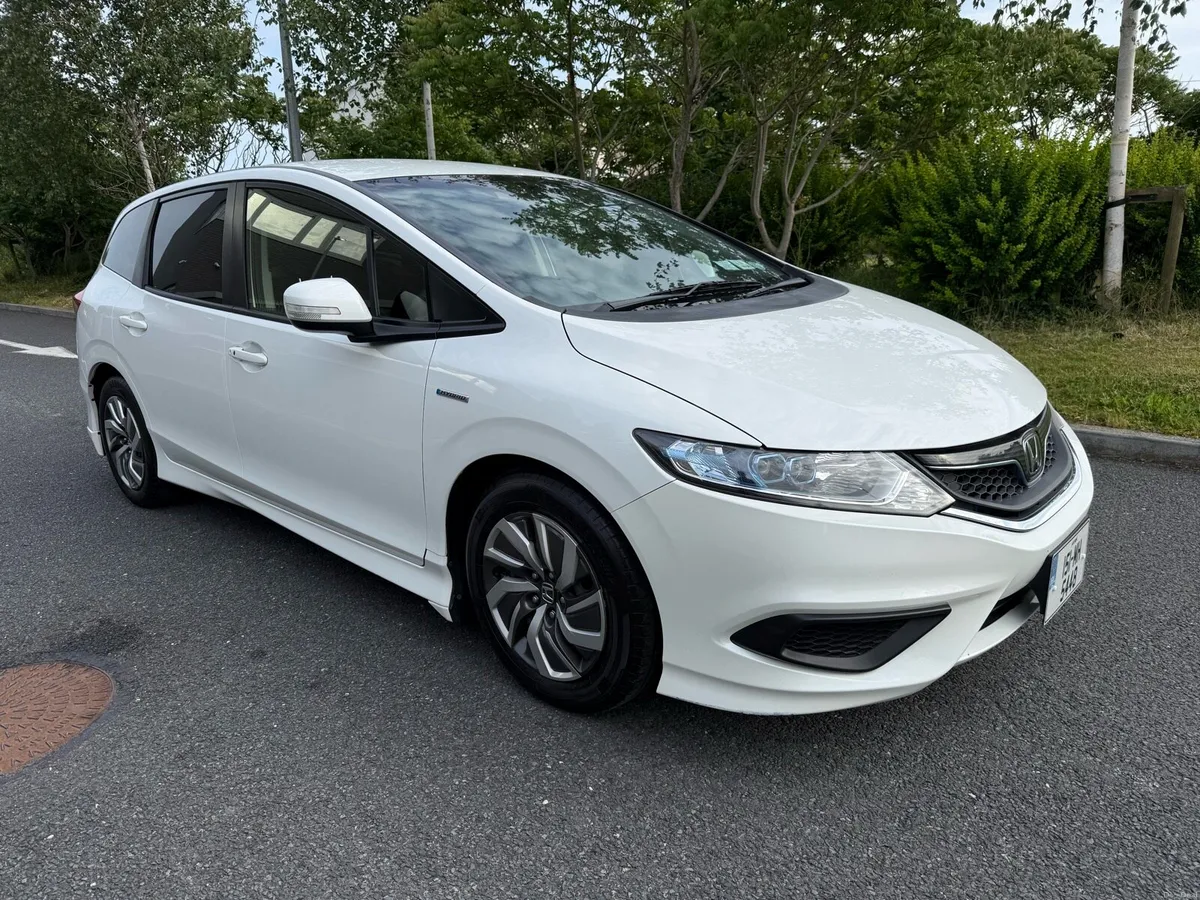 Car - Image 2