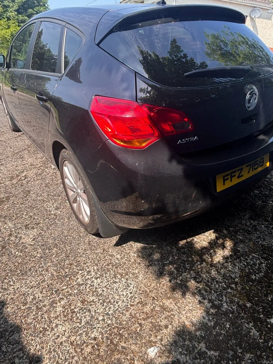 Vauxhall Astra - Image 2