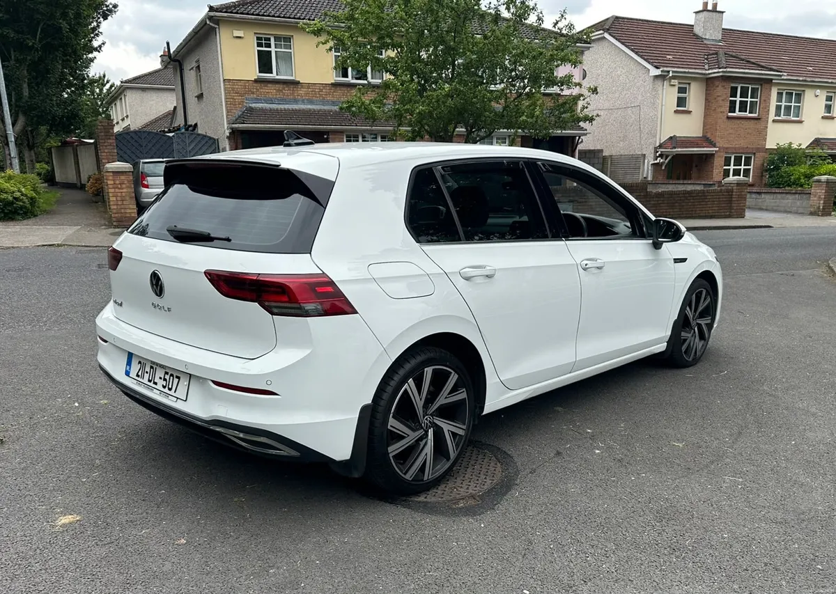 Volkswagen golf - Image 3