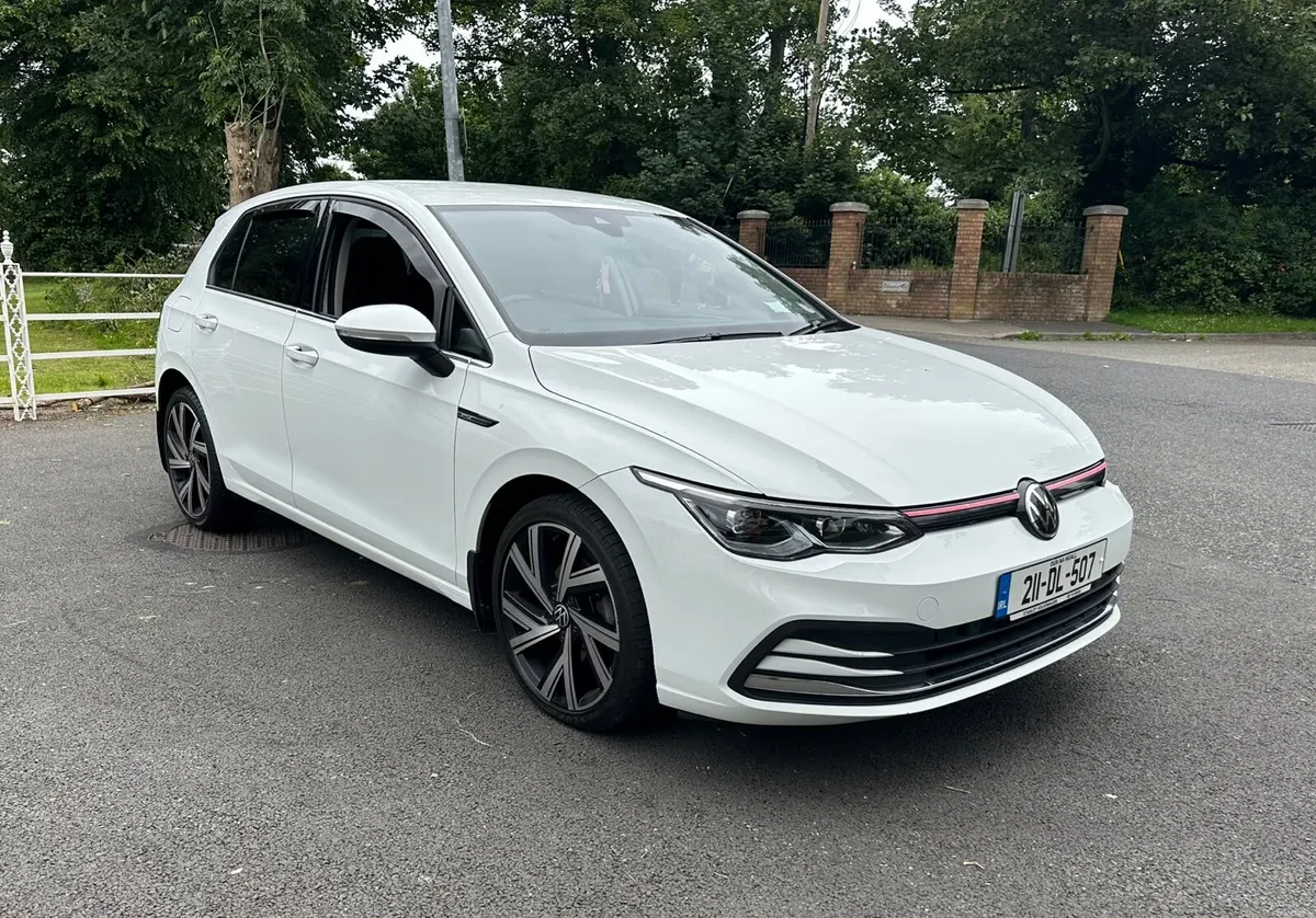 Volkswagen golf - Image 2