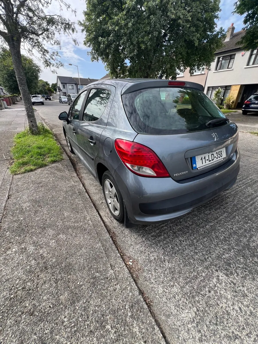 Peugeot 207 2011 - Image 5