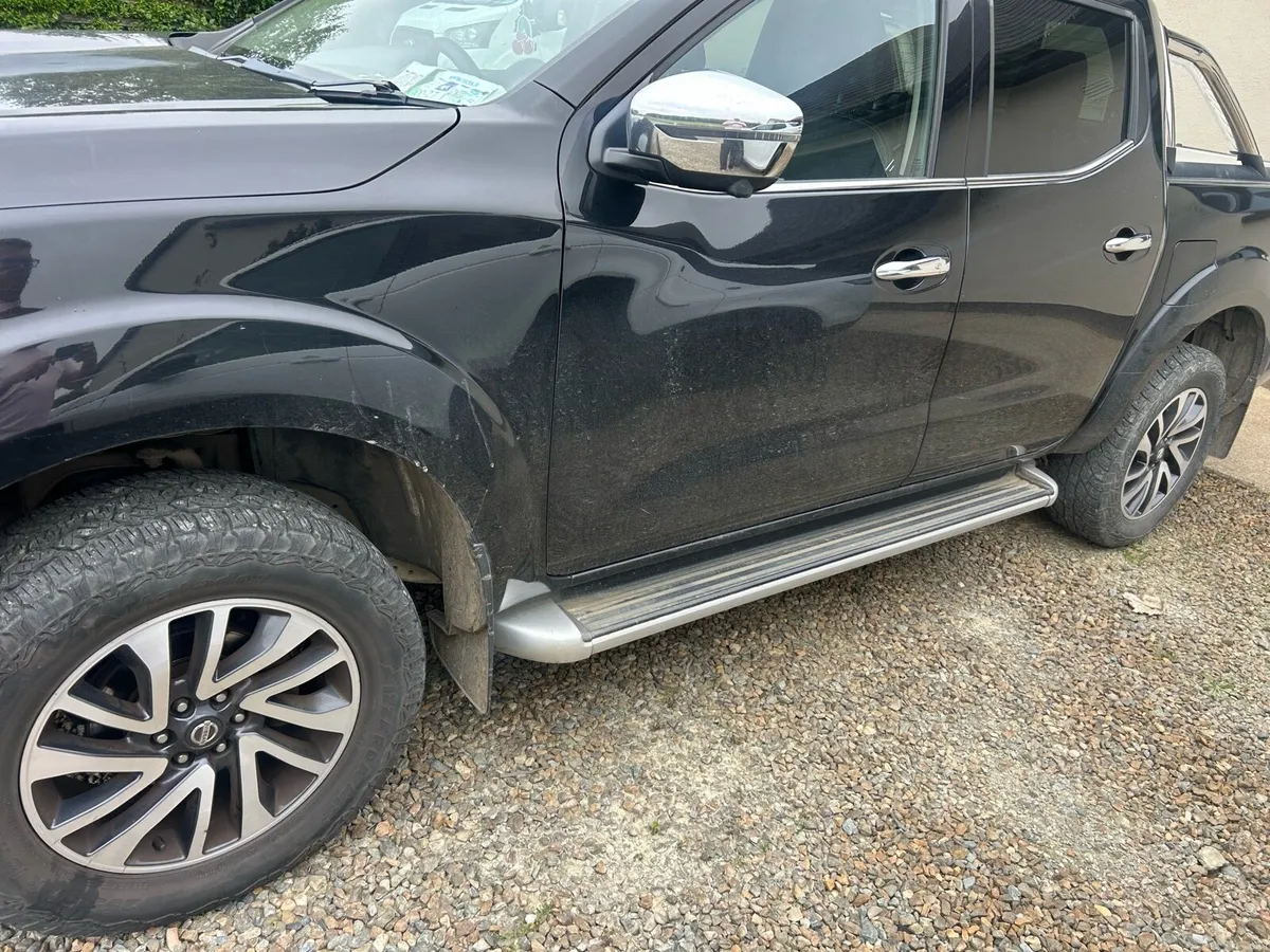 Navara np300 tekna - Image 2