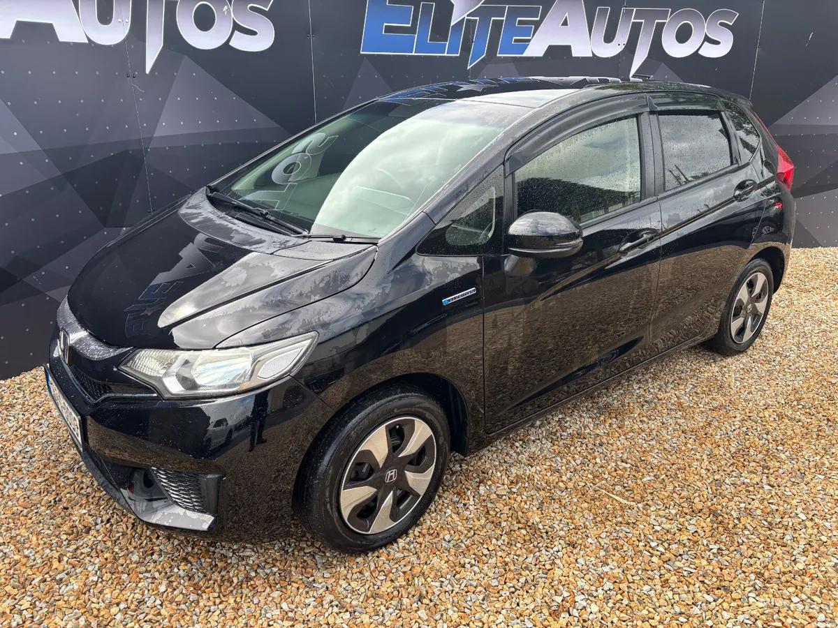 Honda Fit Self Charging Hybrid 2016 - Image 1