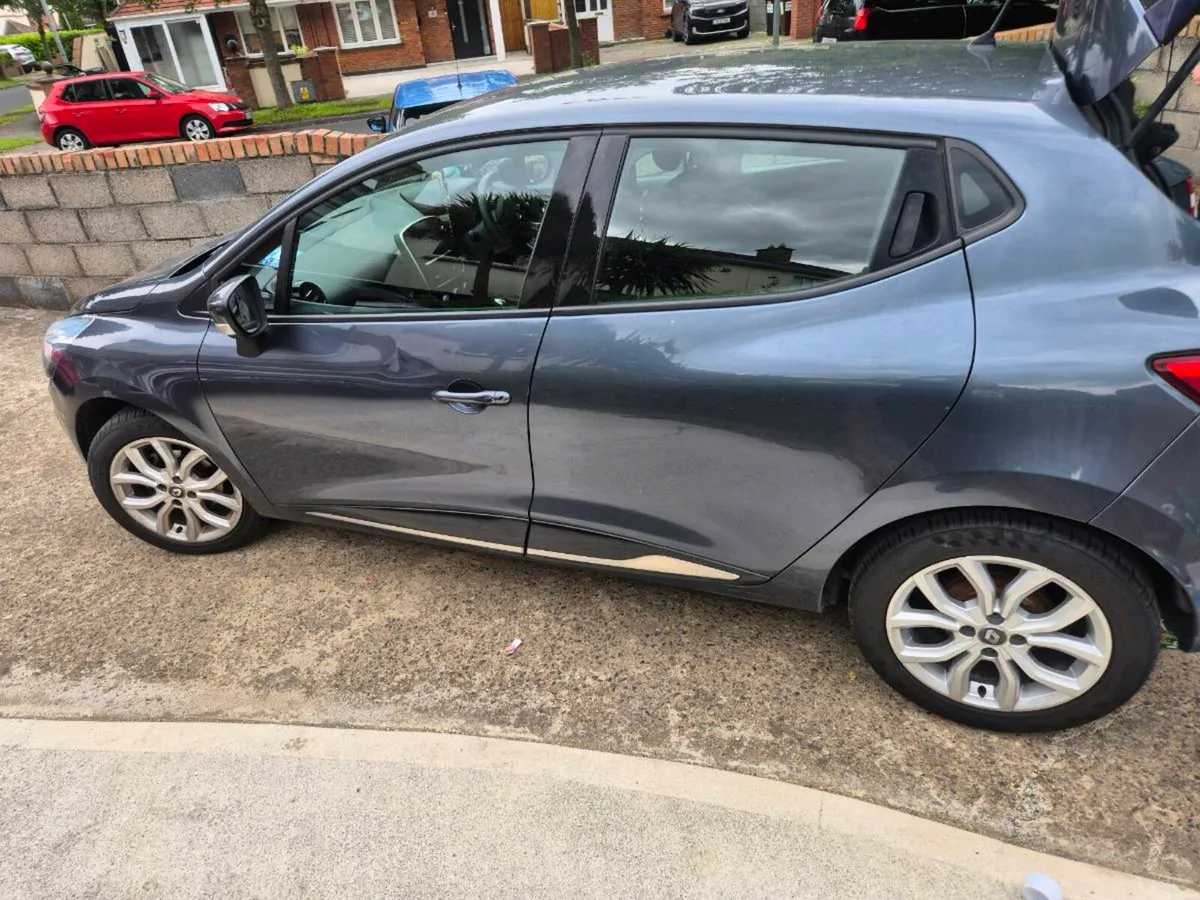 2019 Renault clio - Image 4