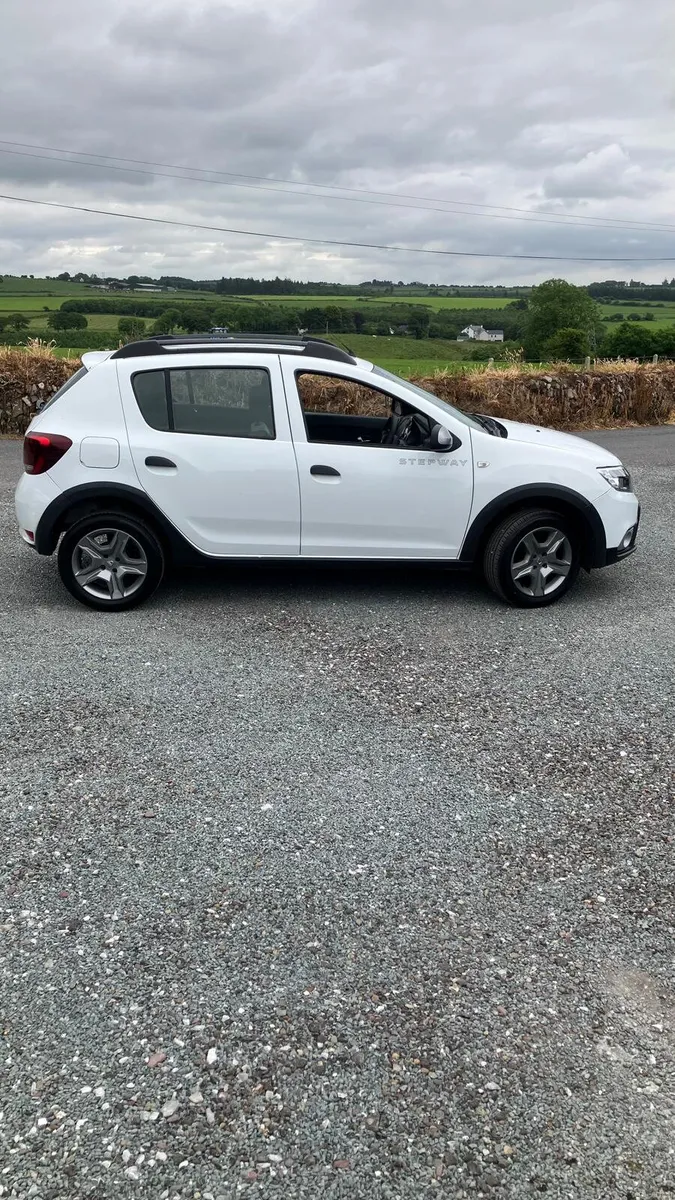 Dacia Sandero Stepway 2017 - Image 4