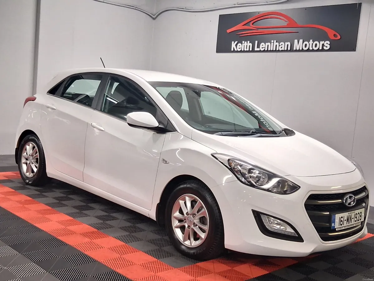 2016 Hyundai i30 **LOW MILEAGE** - Image 1