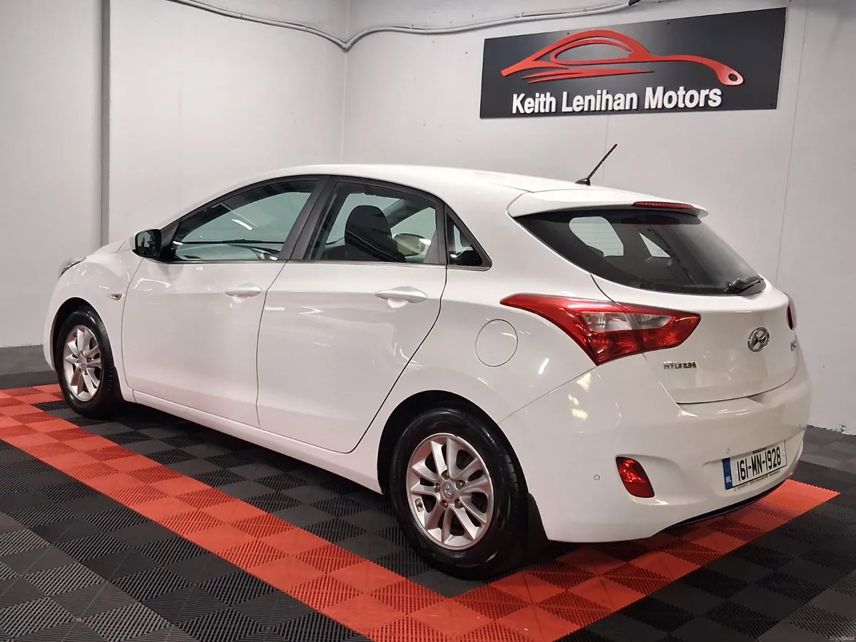 2016 Hyundai i30 **LOW MILEAGE** - Image 3
