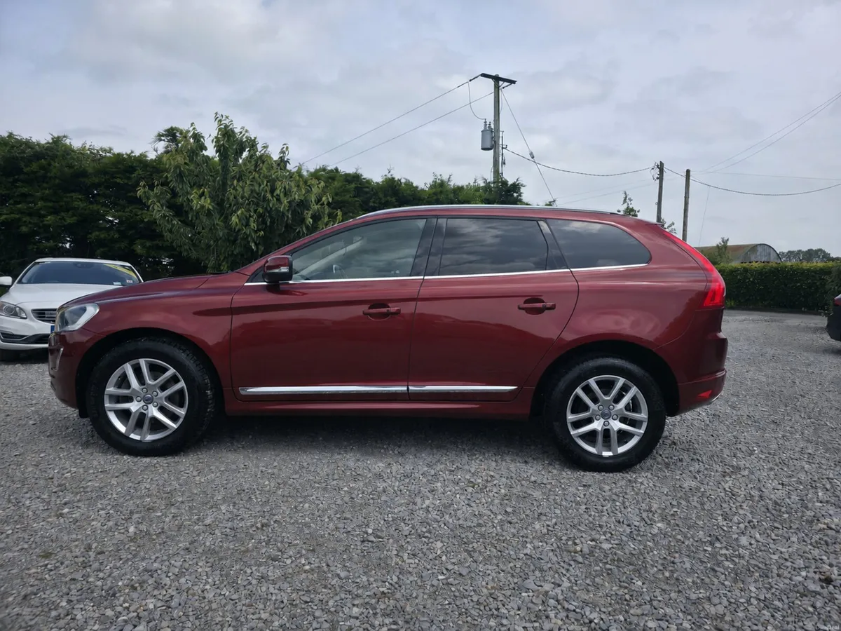 Volvo XC60 D4 2017 - Image 2