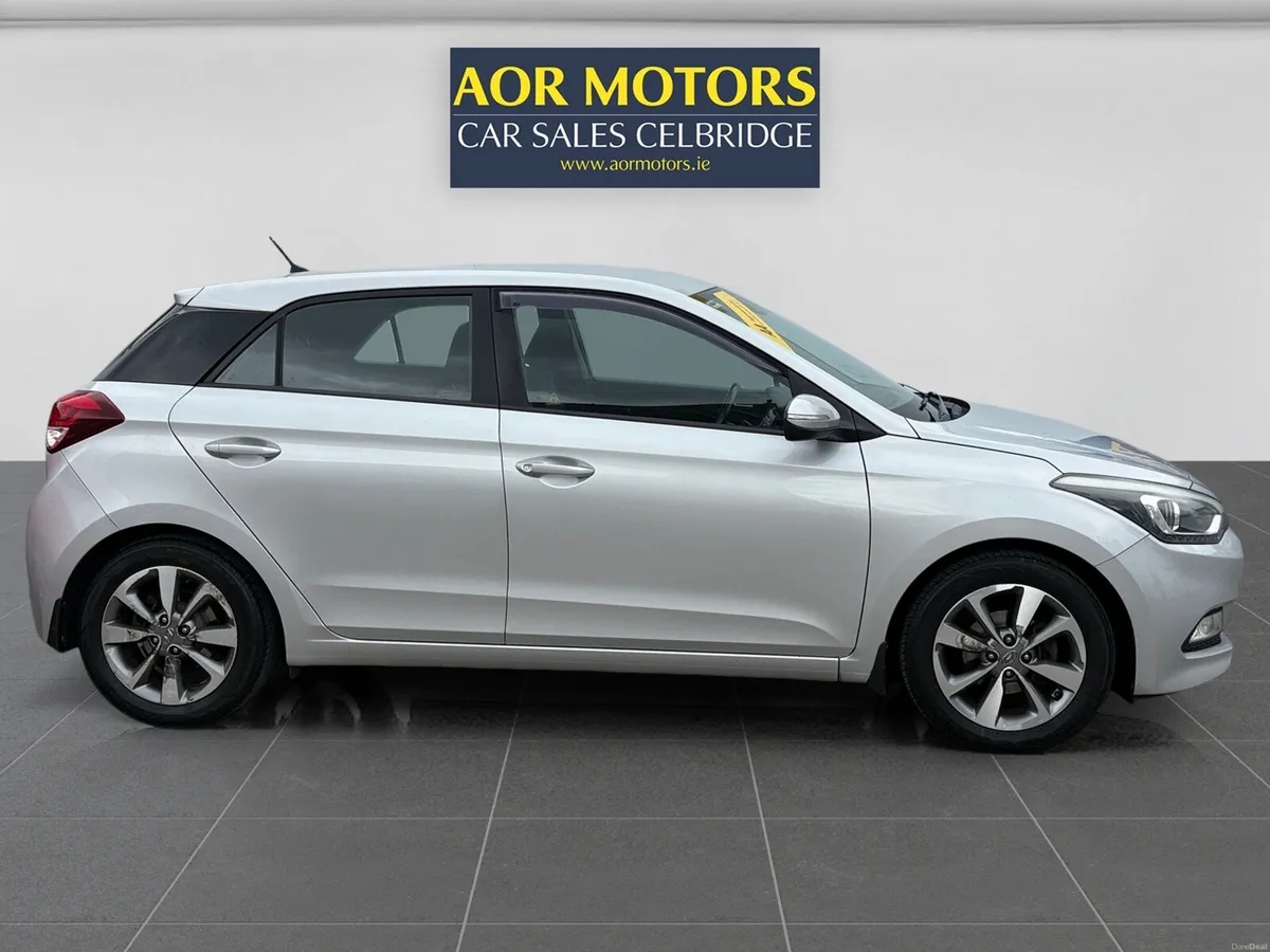Hyundai i20 2017 DELUXE NCT 2027 - Image 6