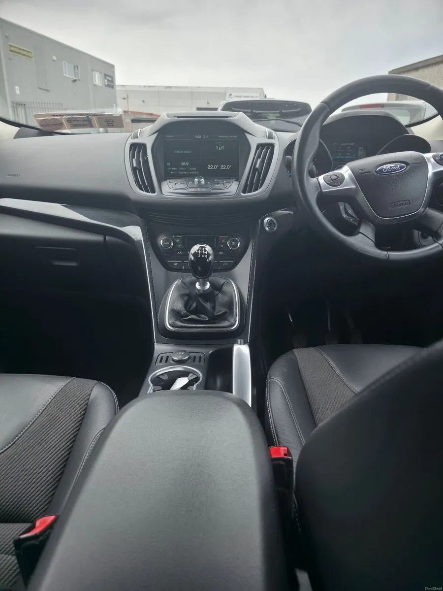Ford Kuga 2016 Titanium Manual - Image 4