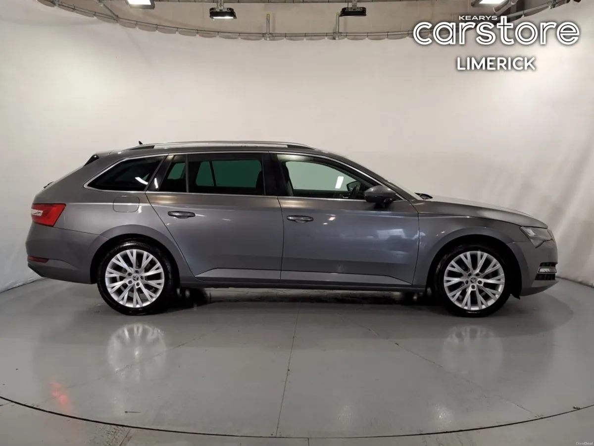 Skoda Superb SUPERB Combi Style 2.0TDI 150HP M6F - Image 2