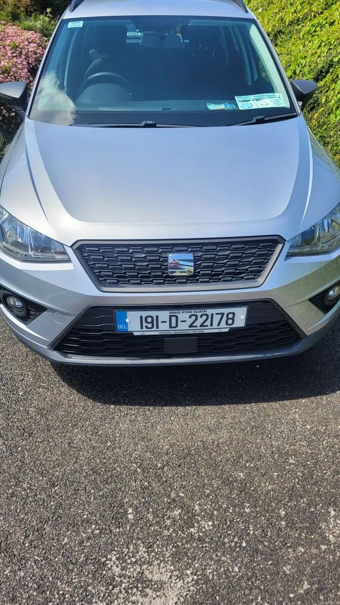 SEAT Arona 2019 Silver - Image 1