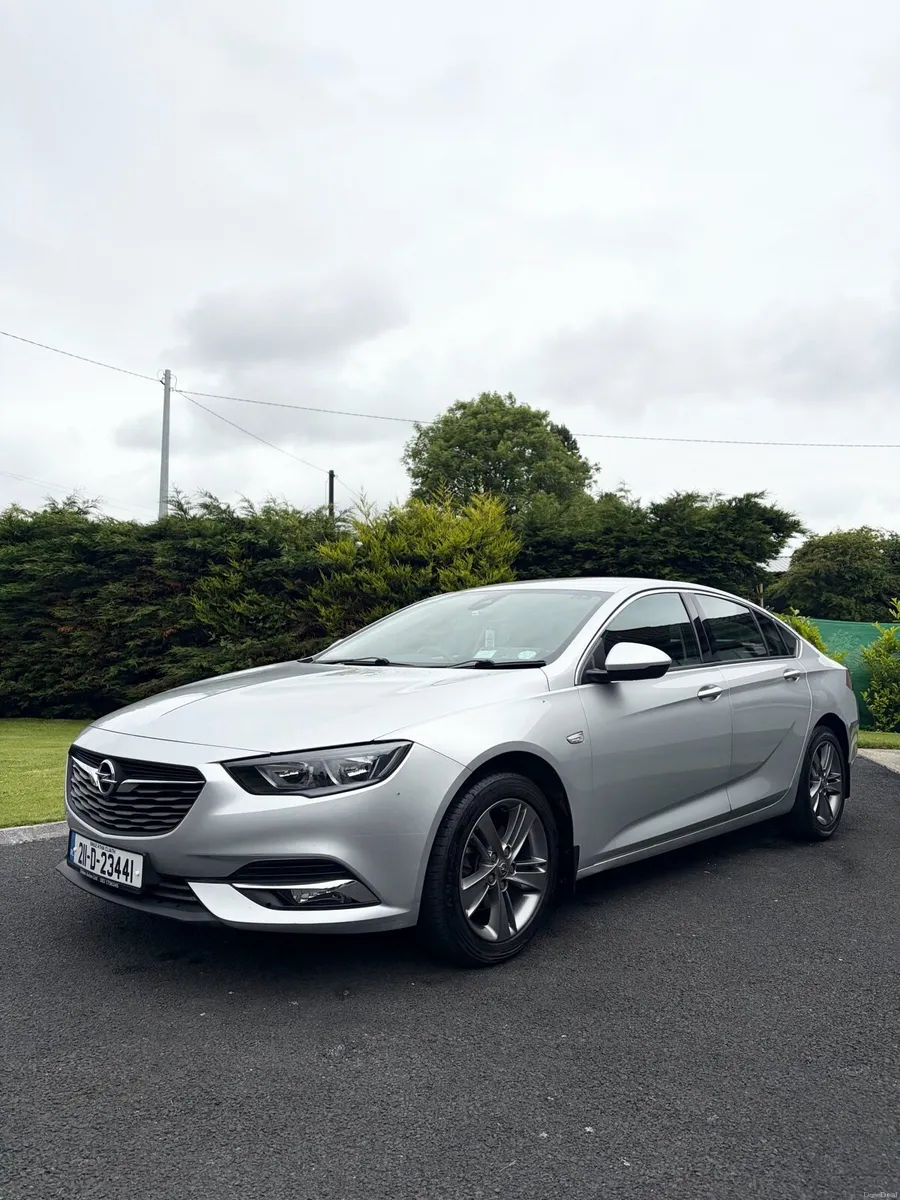 211 Opel Insignia Grand Sport SRI 1.6 Diesel - Image 2
