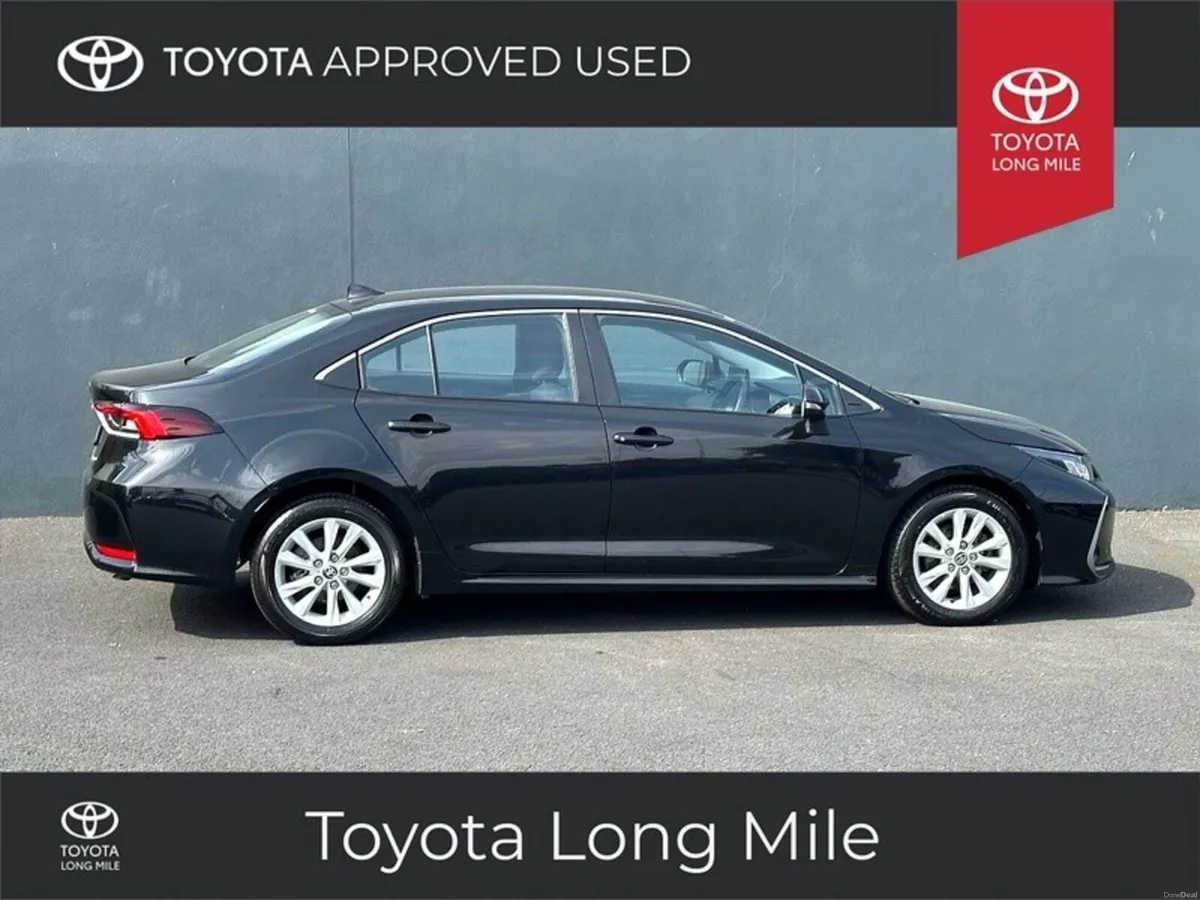 Toyota Corolla 1.8 Hybrid Luna 4dr - Image 2