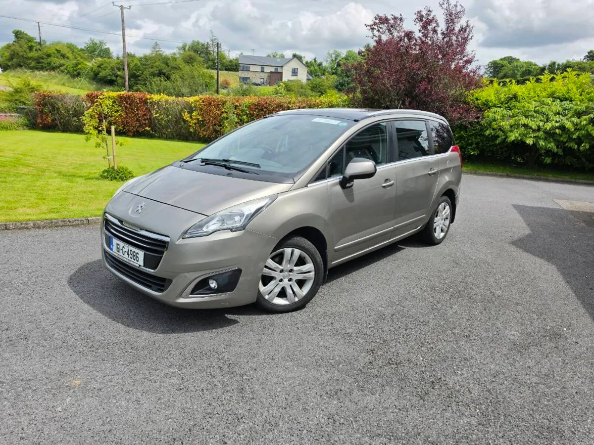 Peugeot 5008 - Image 1