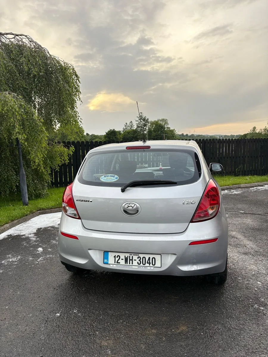 2012 Hyundai i20 - Image 2