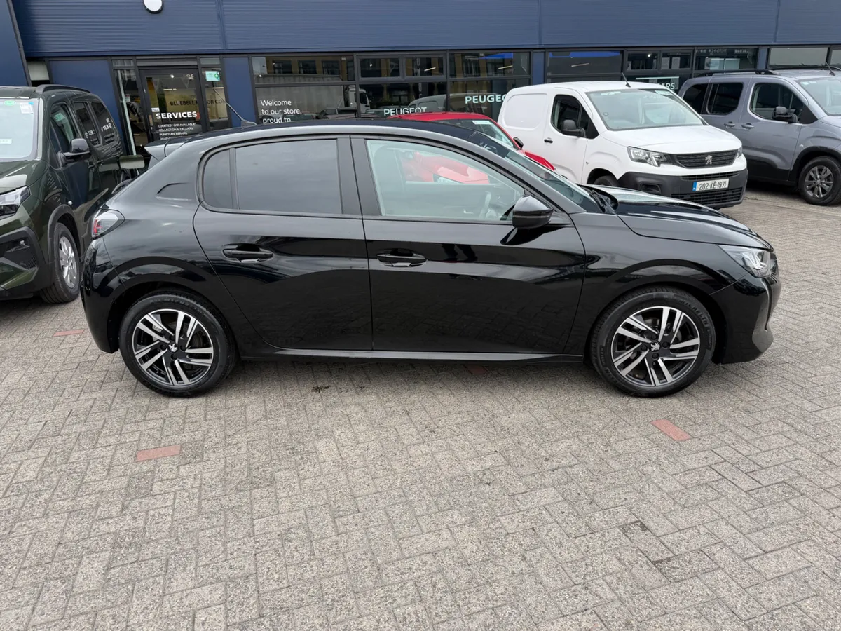 2023 Peugeot 208 Active - Image 3