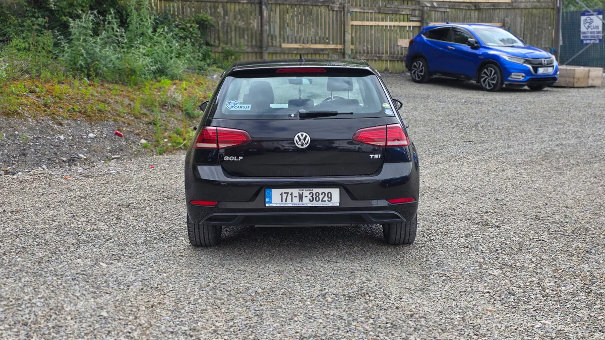 2017 Volkswagen Golf Automatic - Image 6