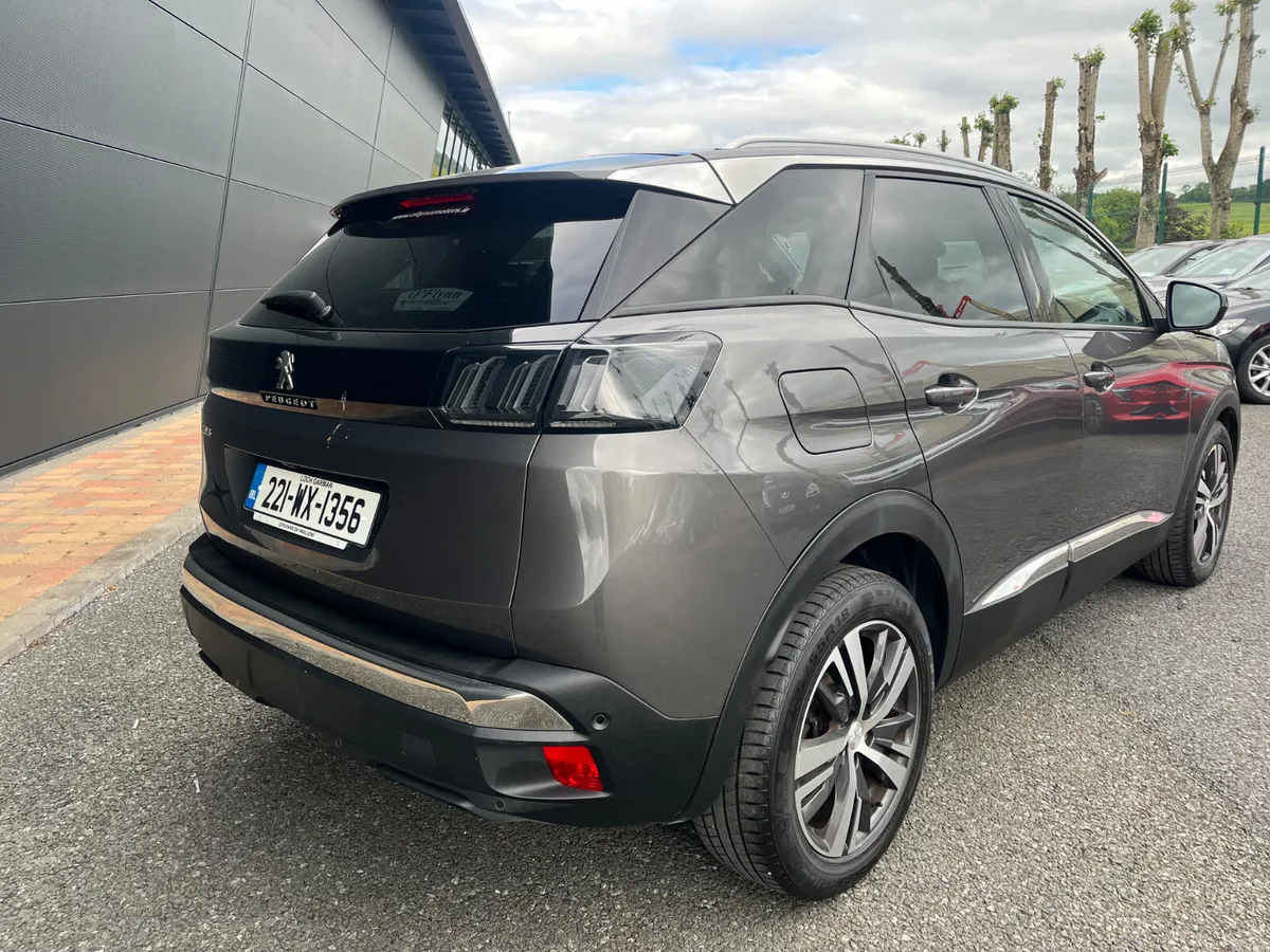 Peugeot 3008 2022 - Image 2